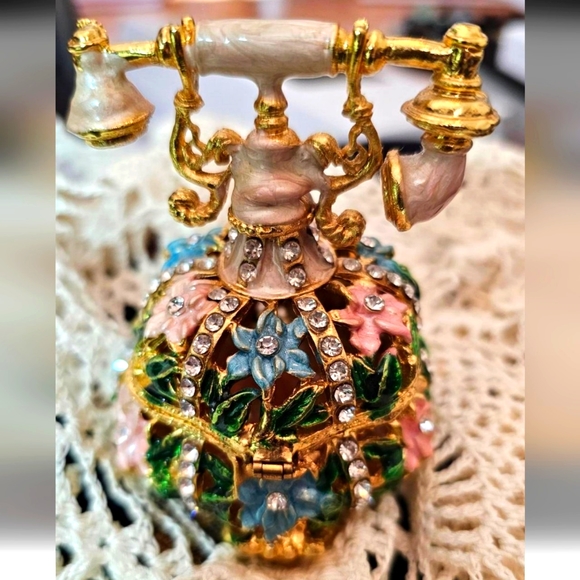 Embellished Phone Trinket Box - Picture 2 of 5